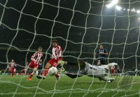 Fussball CHL  Saison 2010/2011:  Tor zum 0-1 Torschuetze  Mario Gomez (FC Bayern Muenchen)