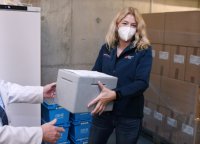 Corona-Impfstoff im Impfzentrum Paul Horn Arena Tuebingen