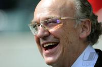 1. FUSSBALL BUNDESLIGA: Praesident Rolf Koenigs (Gladbach)