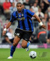 FUSSBALL INTERNATIONAL: Inter, ADRIANO Einzelaktion
