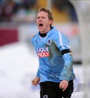 2. Fussball Bundesliga : JUBEL   Sascha Roesler  (1860 Muenchen)