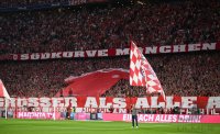 Fussball  Saisoneroeffnung 1. Bundesliga  25/26 
1. Spieltag: FC Bayern Muenchen - RB Leipzig