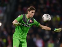 Fussball  1. Bundesliga  13/14: Torwart Fabian Giefer (Fortuna Duesseldorf)