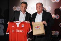 FC Bayern Muenchen Manager Uli Hoeness bei Burger King