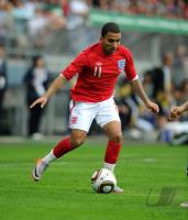 FUSSBALL INTERNATIONAL: Aaron LENNON (England)