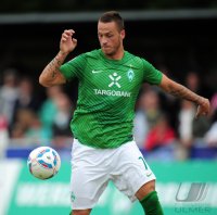 Fussball 1. Bundesliga, Testspiel: Werder Bremen, ARNAUTOVIC am Ball
