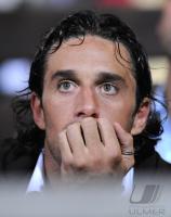 Fussball 3. Bundesliga:  FC Bayern Muenchen II,  Enttaeuschung Luca Toni