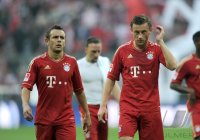 Fussball 1. Bundesliga, Saison 2011/2012:  Rafinha , Ivica Olic (v. li., FC Bayern Muenchen)
