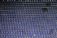 FUSSBALL, 1. BUNDESLIGA, 24. Spieltag: Leere Raenge in der AWD Arena in Hannover