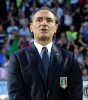 Fussball International EM 2012-Qualifikation:  Trainer Cesare PRANDELLI (Italien)