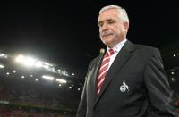 Fussball 2. Bundesliga: Koeln, LATOUR