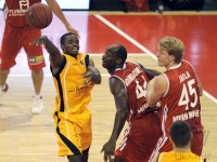 Basketball 1. Bundesliga 2011/2012:  FC Bayern Muenchen - Walter Tigers Tuebingen