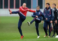 Fussball 1. Bundesliga: Arjen Robben, Philipp Lahm, Mario Gomez (v.li., FCB)