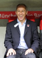 Fussball 2. Bundesliga:  Trainer Reiner Maurer (1860 Muenchen)