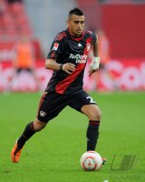 Fussball: 1. Bundesliga Saison 2010/2011: Leverkusen, VIDAL am Ball
