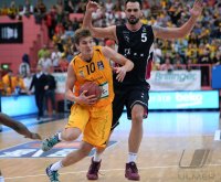 Basketball 1. Bundesliga 14/15 Hauptrunde:  Walter Tigers Tuebingen - Telekom Baskets Bonn