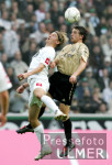 Fussball 1. Bundesliga: Gladbach - Bayern, Zweikampf