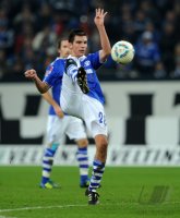 Fussball 1. Bundesliga, Saison 2011/2012: FC Schalke 04, Moritz am Ball