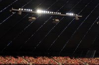 Fussball 1. Bundesliga Saison 2010/2011: Bayern FANS auf der Tribuene in der ALLIANZ ARENA