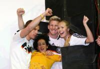 Fussball: DFB und Adidas praesentieren das EM Trikot