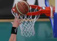 Basketball 1. Bundesliga  06/07 Walter Tigers Tuebingen - Oldenburg