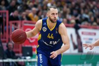 Basketball 1. Bundesliga 15/16 Hauptrunde: Walter Tigers Tuebingen - EWE Baskets Oldenburg