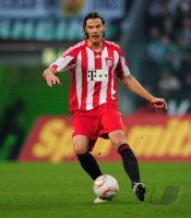 Fussball: 1. Bundesliga Saison 2010/2011, Bayern: BUYTEN am Ball