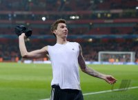 FUSSBALL INTERNATIONAL CHL ACHTELFINALE 12/13:  FC Arsenal London - FC Bayern Muenchen