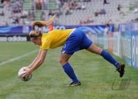 Fussball Frauen FIFA U 20  WM  2008    Salto - Einwurf LEAH (BRA)