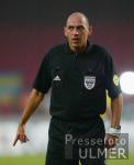 FUSSBALL UEFA Cup Schiedsrichter Marian Salomir (Rumnien)