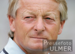 Fussball 2. Bundesliga KSC, KOESTNER Trainer