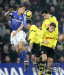 Fussball 1. Bundesliga: Dortmund - Schalke, Zweikampf