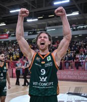 Basketball 2. Bundesliga 24/25 Playoff Spiel 4.
Walter Tigers Tuebingen - VET-CONCEPT Gladiators Trier