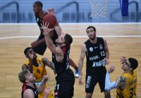 Basketball 1. Bundesliga 16/17 Hauptrunde: Walter Tigers Tuebingen -  s. Oliver Wuerzburg