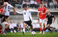 Fussball U 17 WM - Vorbereitung Testspiel
Oesterreich - Deutschland