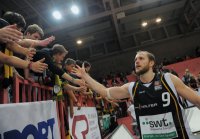 Basketball 1. Bundesliga 2011/2012:  Walter Tigers Tuebingen - Fraport Skyliners Frankfurt