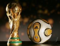 Fussball  WM Pokal mit WM 2006  FINAL Ball