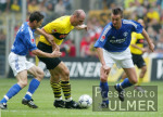 Fussball Bundesliga: Borussia Dortmund - Schalke 04, Zweikampf