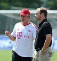 Fussball 1. Bundesliga Saison   2011/2012 :  Trainer Jupp Heynckes, Sportdirektor Christian Nerlinger (v. li., FC Bayern Muenchen)