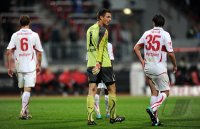 Fussball 1. Bundesliga : Georg Niedermeier, Torwart Sven Ulreich, Christian Traesch (v.li., VfB Stuttgart)