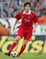 Fussball 1. Bundesliga: FCB, BALLACK Einzelaktion am Ball