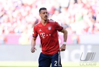 Fussball 1. Bundesliga Saison 17/18: FC Bayern Muenchen -  VfB Stuttgart