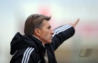 Fussball 3. Bundesliga : Trainer Klaus Augenthaler (Unterhaching)