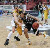 Basketball  1. Bundesliga  10/11   Walter Tigers Tuebingen - EWE  Baskets Oldenburg