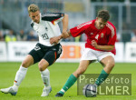 Fussball: Deutschland - Ungarn, Zweikampf