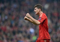 FUSSBALL INTERNATIONAL  CHL HALBFFINALE 11/12: JUBEL Mario Gomez (FC Bayern Muenchen)