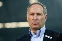 Fussball 1. Bundesliga: Schalke, Manager MUELLER