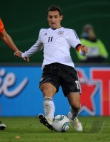 FUSSBALL INTERNATIONAL: Deutschland, KLOSE am Ball