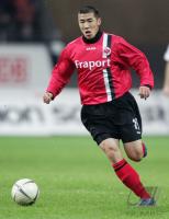 Fussball 1. Bundesliga: Frankfurt, CHA Einzelaktion am Ball