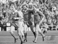 Fussball Bayern-1860: Duernberger, Hoeness,Rummenigge